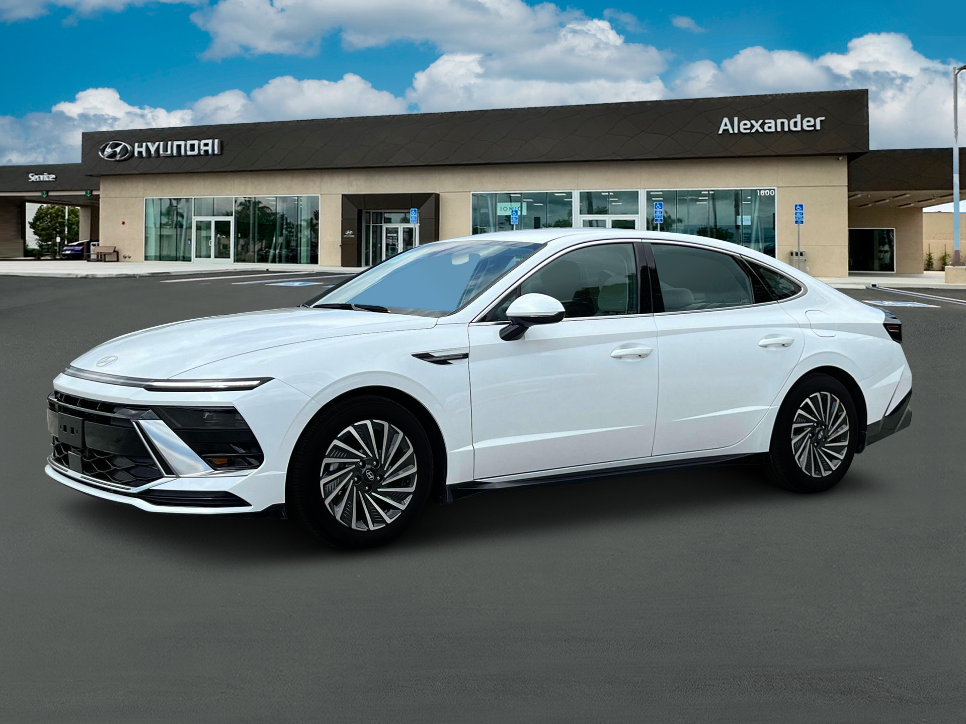 Sonata Hybrid SEL