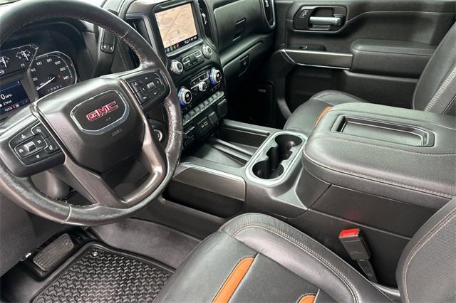 Sierra 2500HD Crew Cab AT4