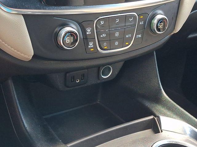 Used 2022 Chevrolet Traverse