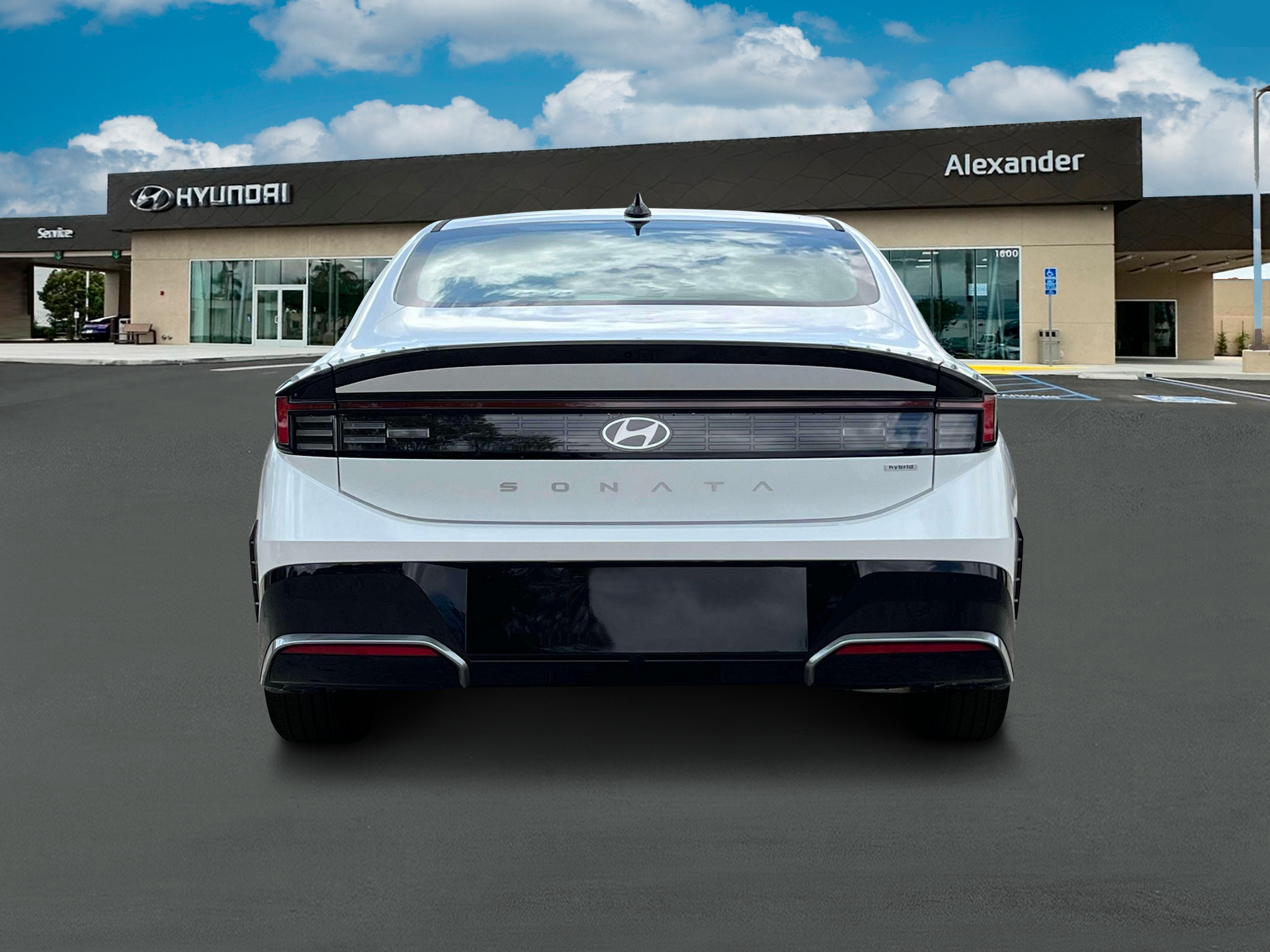 Sonata Hybrid SEL