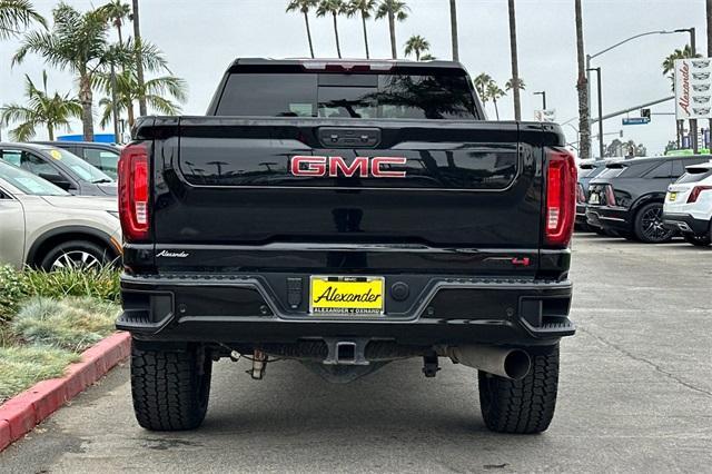 Sierra 2500HD Crew Cab AT4