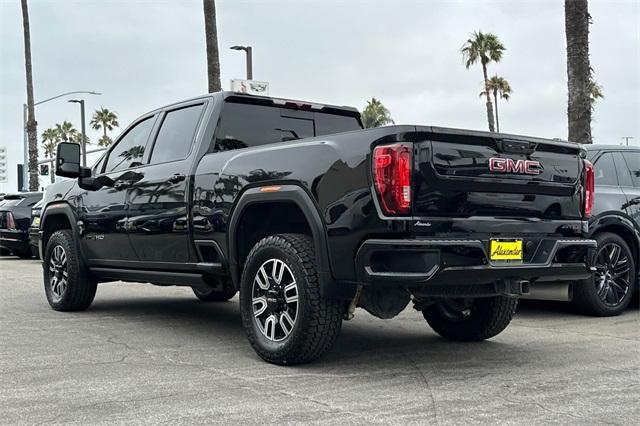Sierra 2500HD Crew Cab AT4