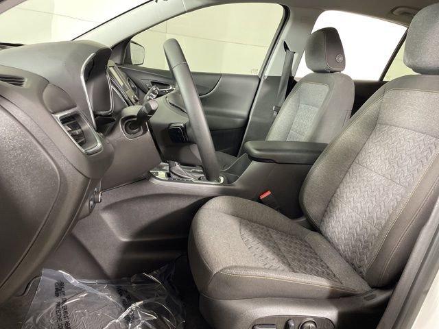 2024 Chevrolet Equinox Vehicle Photo in PHOENIX, AZ 85014-3381
