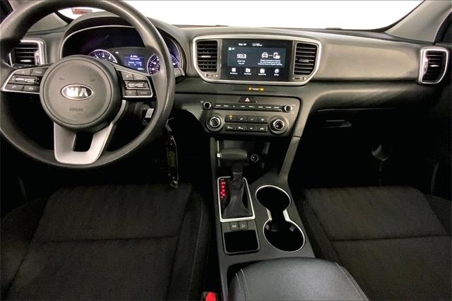 2021 Kia Sportage Vehicle Photo in Lees Summit, MO 64086