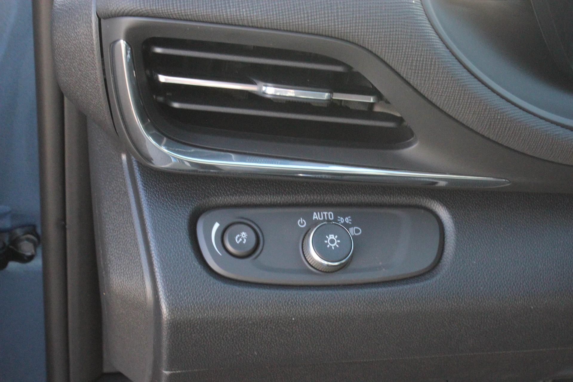 2025 Buick Envista Vehicle Photo in AURORA, CO 80012-4011