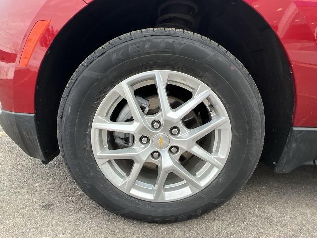 2022 Chevrolet Equinox Vehicle Photo in BOSTON, NY 14025-9684