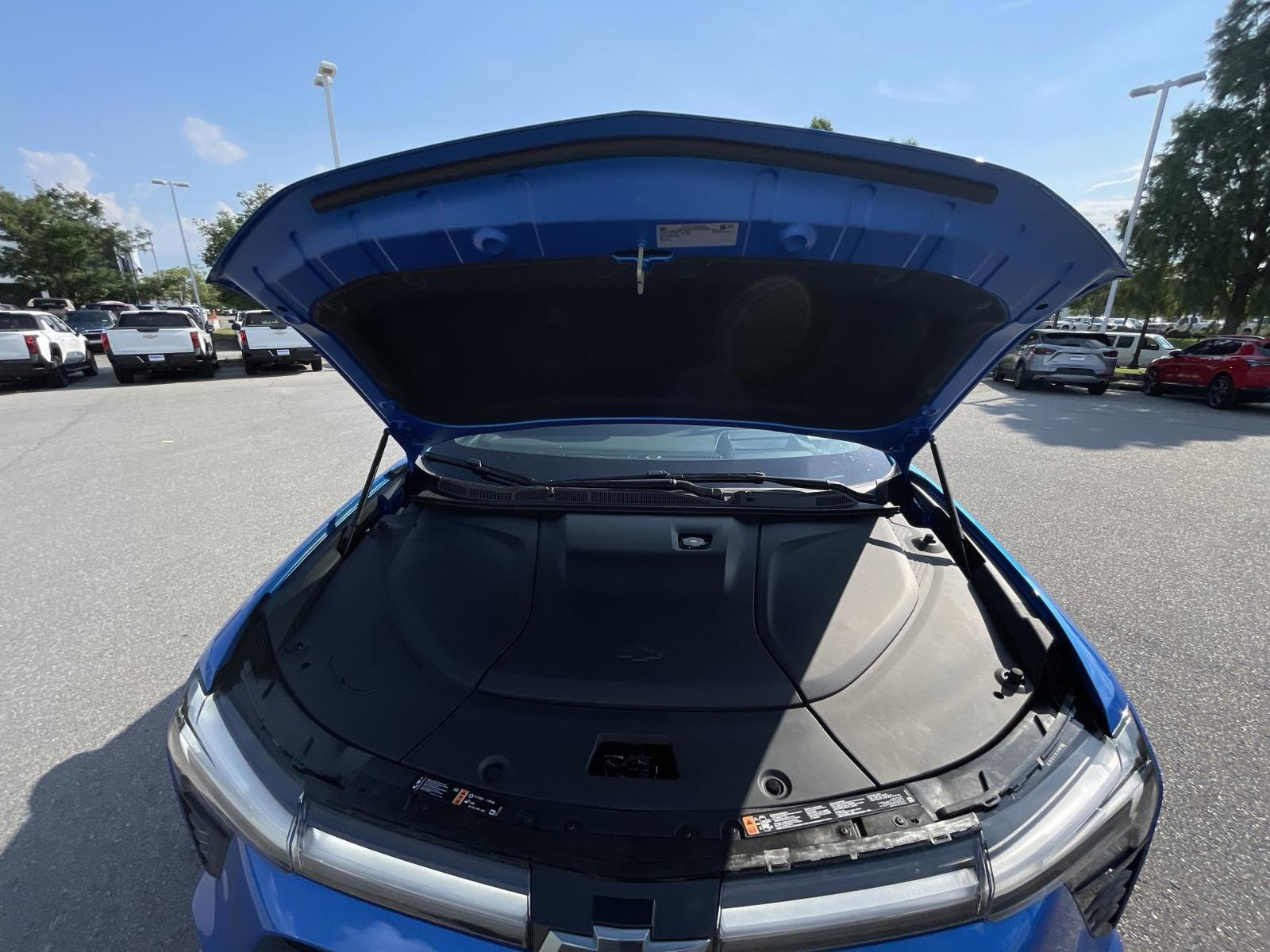 2024 Chevrolet Blazer EV Vehicle Photo in BENTONVILLE, AR 72712-4322