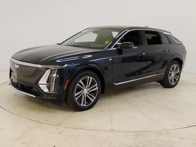 2025 Cadillac LYRIQ Vehicle Photo in PINEVILLE, NC 28134-8495