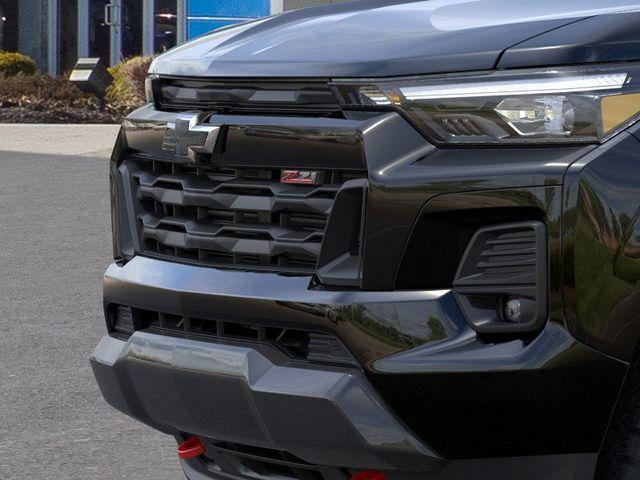 2025 Chevrolet Colorado Vehicle Photo in DANBURY, CT 06810-5034