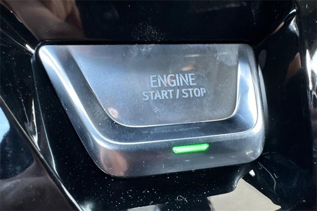 2025 GMC Sierra 2500 HD Vehicle Photo in ELK GROVE, CA 95757-8703