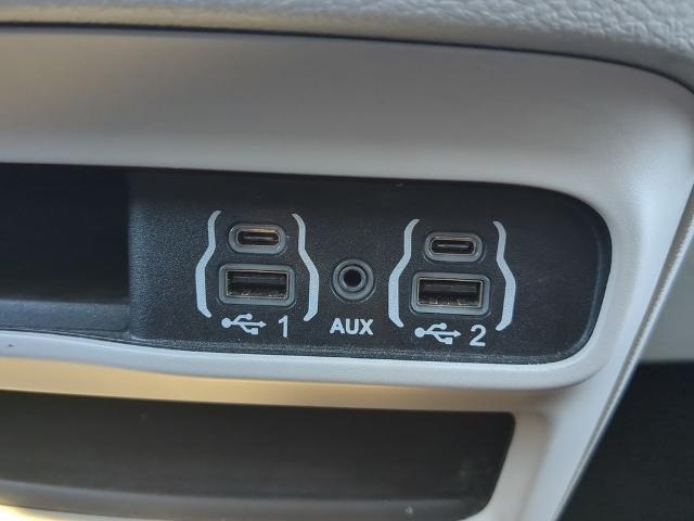2023 Chrysler Voyager Vehicle Photo in Brunswick, GA 31525