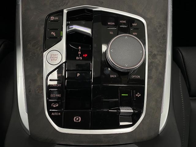 2025 BMW X7 xDrive40i Vehicle Photo in Appleton, WI 54913