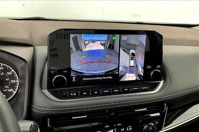 2023 Nissan Rogue Vehicle Photo in Grapevine, TX 76051
