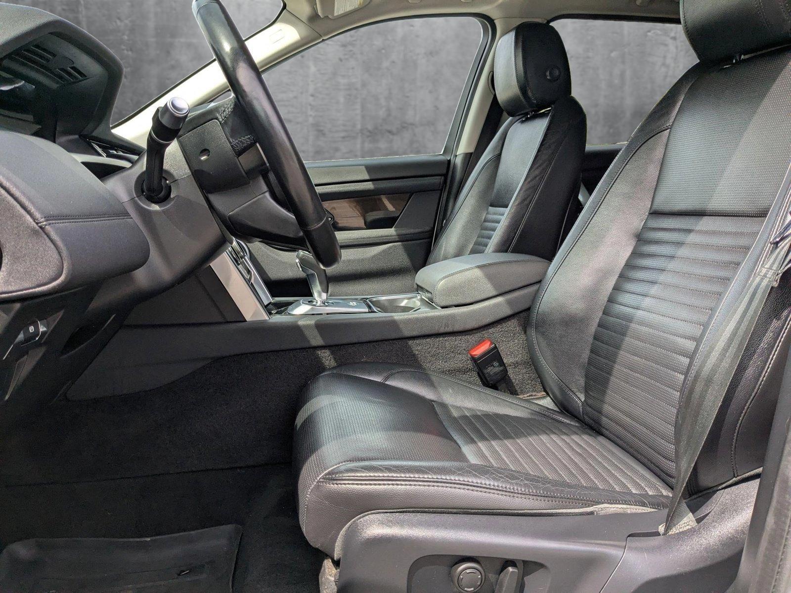 2020 Land Rover Discovery Sport Vehicle Photo in Spokane, WA 99201