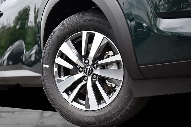 2025 Nissan Pathfinder Vehicle Photo in Ballwin, MO 63011