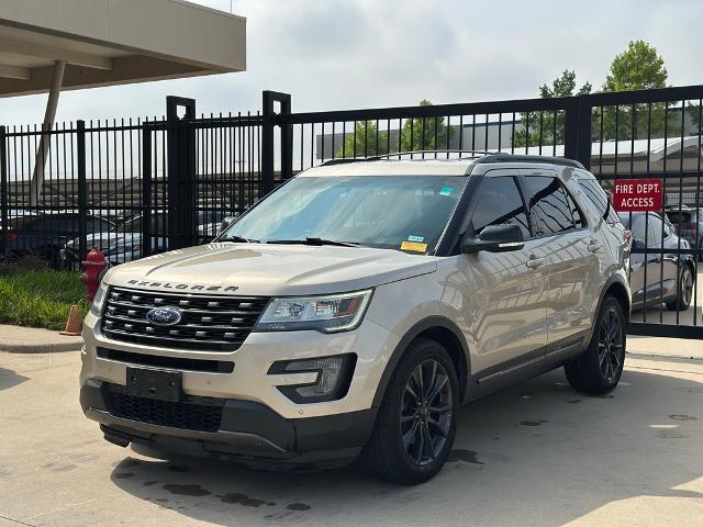 2017 Ford Explorer Vehicle Photo in Grapevine, TX 76051
