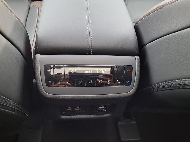 2025 Nissan Pathfinder Vehicle Photo in Oshkosh, WI 54904
