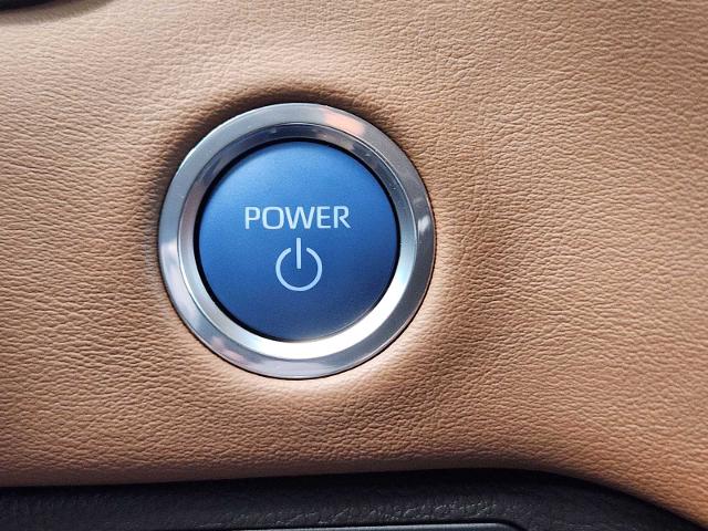 2024 Toyota Tundra 4WD Vehicle Photo in DENTON, TX 76210-9321