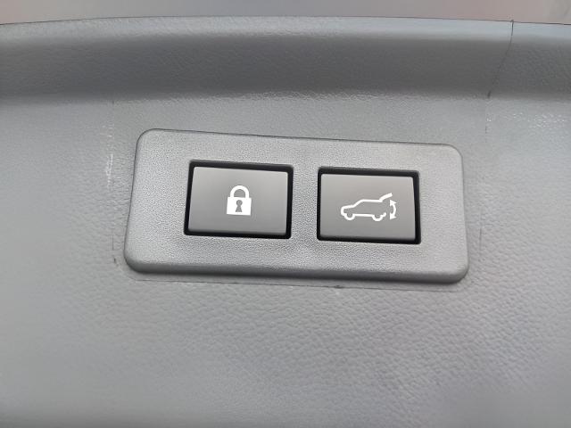 2025 Subaru Outback Vehicle Photo in Green Bay, WI 54304