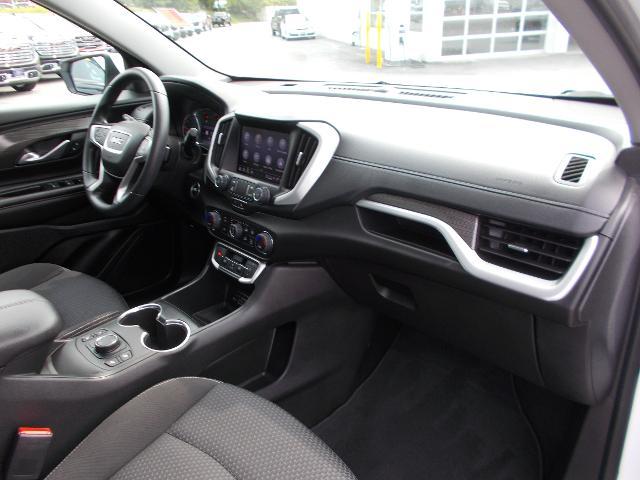 2022 GMC Terrain Vehicle Photo in LOWELL, MA 01852-4336