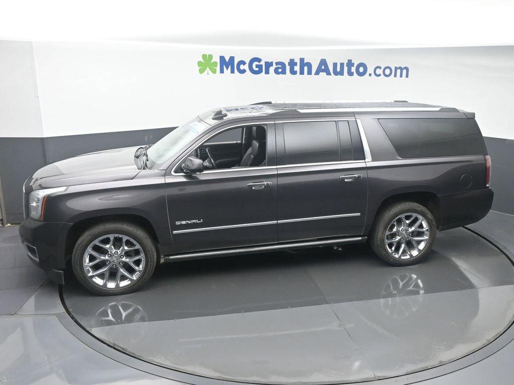 2018 GMC Yukon XL Vehicle Photo in Cedar Rapids, IA 52402