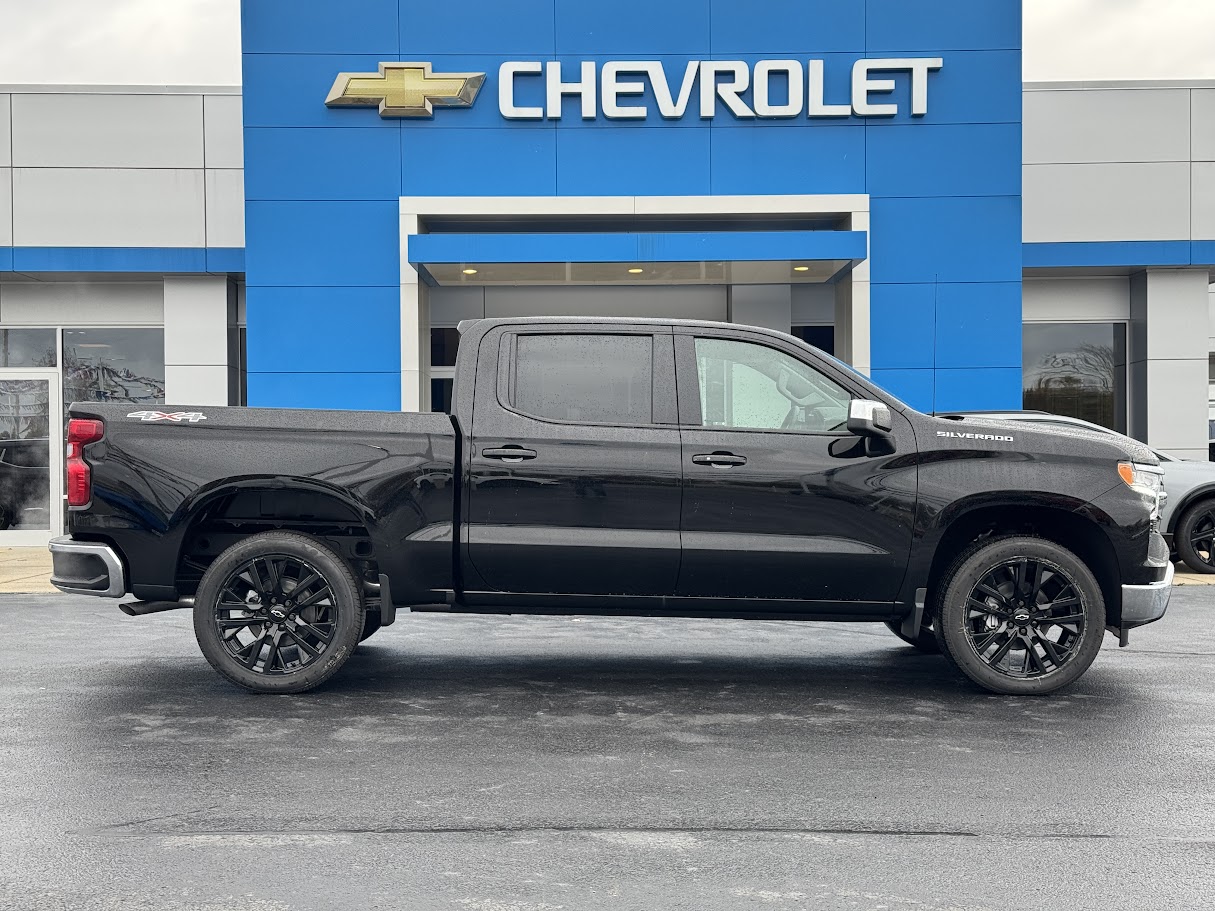 2025 Chevrolet Silverado 1500 Vehicle Photo in BOONVILLE, IN 47601-9633