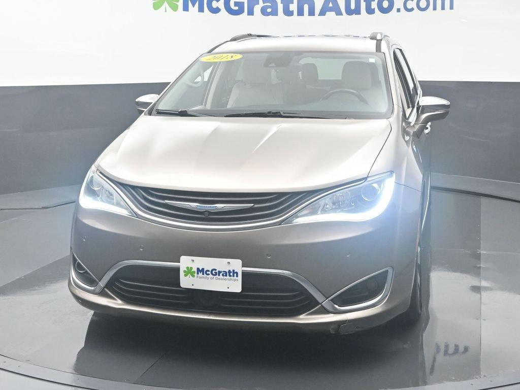 2018 Chrysler Pacifica Vehicle Photo in Marion, IA 52302