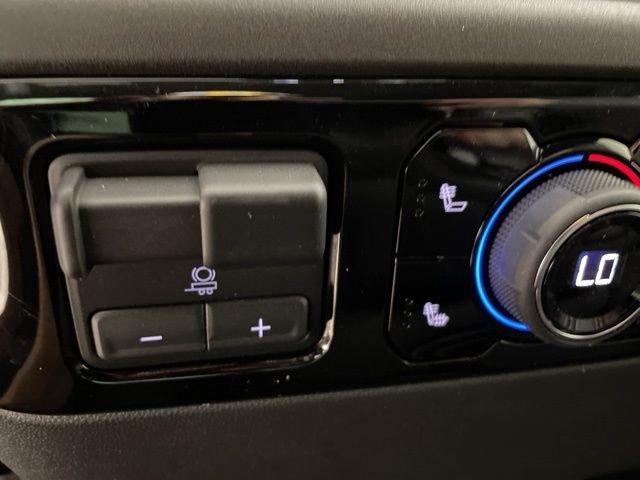 2025 Chevrolet Silverado 1500 Vehicle Photo in PHOENIX, AZ 85014-3381