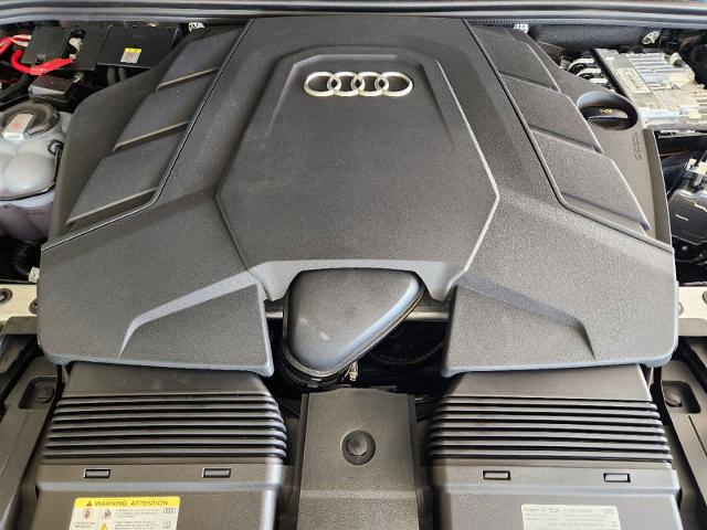 2025 Audi Q7 Vehicle Photo in SUGAR LAND, TX 77478
