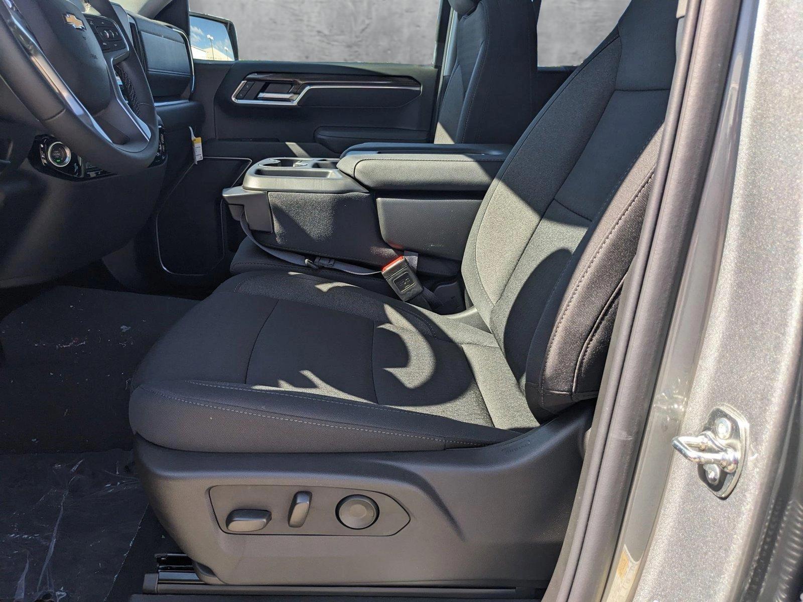 2025 Chevrolet Silverado 1500 Vehicle Photo in MIAMI, FL 33172-3015