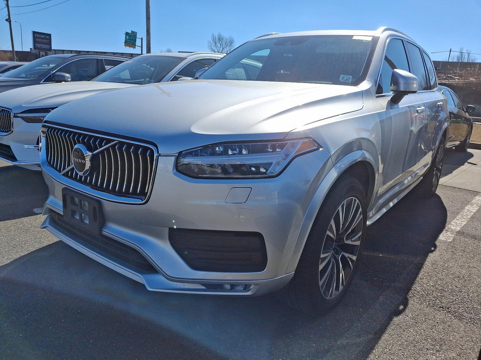 2022 Volvo XC90 Vehicle Photo in Trevose, PA 19053