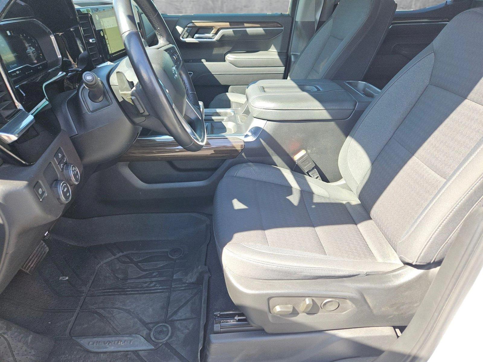 2022 Chevrolet Silverado 1500 Vehicle Photo in GILBERT, AZ 85297-0446