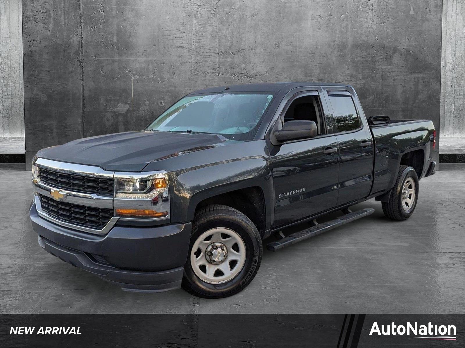 2017 Chevrolet Silverado 1500 Vehicle Photo in PEMBROKE PINES, FL 33024-6534