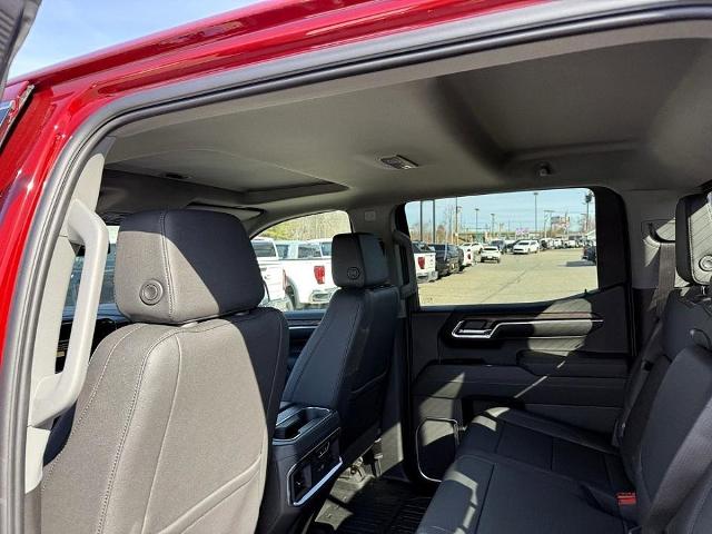 2025 GMC Sierra 1500 Vehicle Photo in CHICOPEE, MA 01020-5001