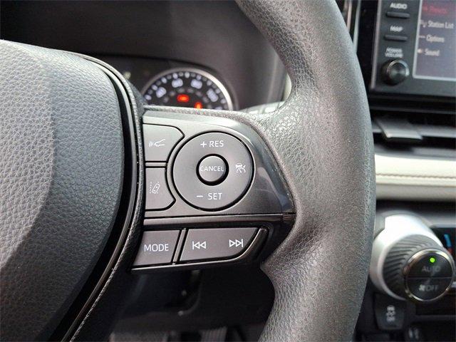 2019 Toyota RAV4 Vehicle Photo in Willow Grove, PA 19090