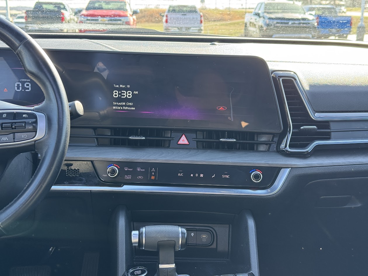 2023 Kia Sportage Vehicle Photo in BOONVILLE, IN 47601-9633