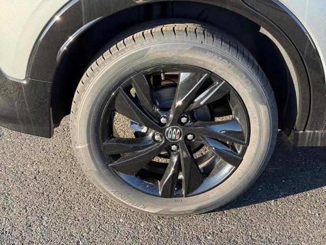 2025 Buick Encore GX Vehicle Photo in COLUMBIA, MO 65203-3903
