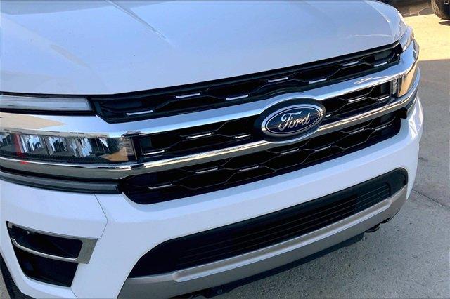 2023 Ford Expedition Max Vehicle Photo in TOPEKA, KS 66609-0000