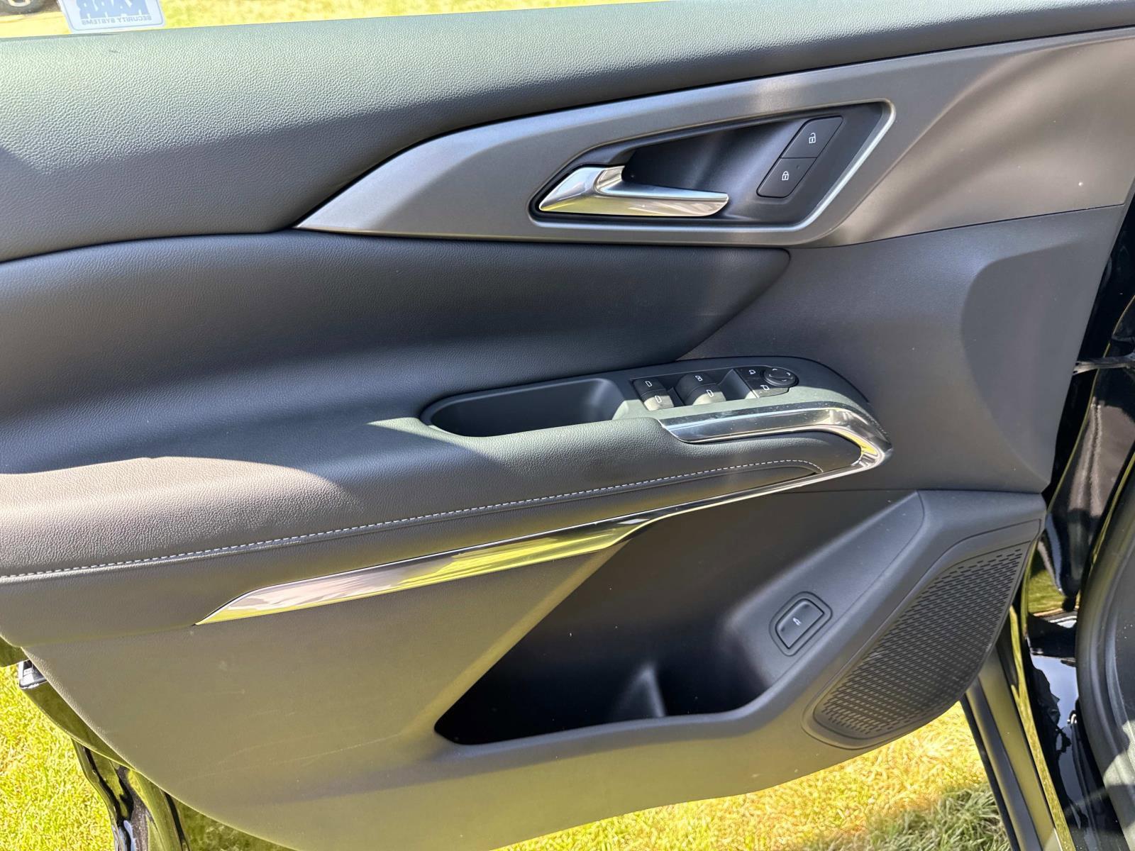 2025 Chevrolet Traverse Vehicle Photo in LOS ANGELES, CA 90007-3794