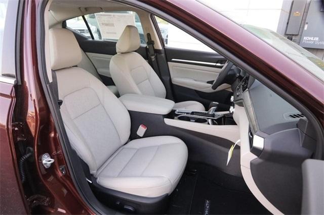2025 Nissan Altima Vehicle Photo in Hazelwood, MO 63042
