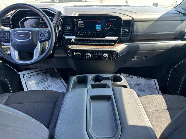 2024 GMC Sierra 1500 Vehicle Photo in COLUMBIA, MO 65203-3903