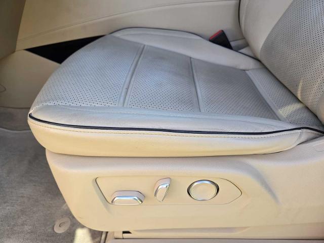 2021 Cadillac Escalade Vehicle Photo in DENTON, TX 76210-9321