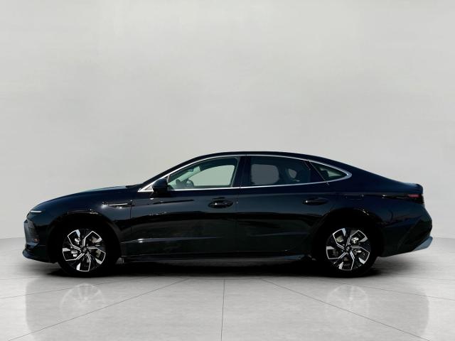 2025 Hyundai SONATA Vehicle Photo in Green Bay, WI 54304