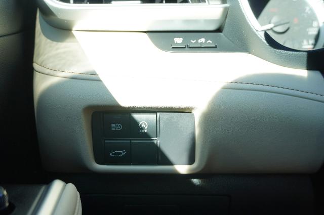 2025 Toyota Highlander Vehicle Photo in Riverdale, UT 84405