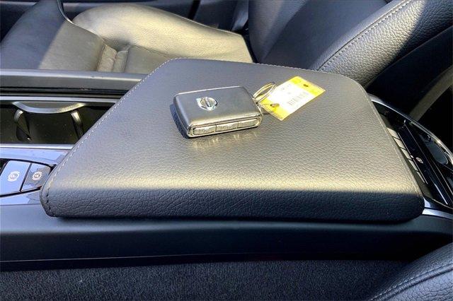 2020 Volvo XC60 Vehicle Photo in TOPEKA, KS 66609-0000