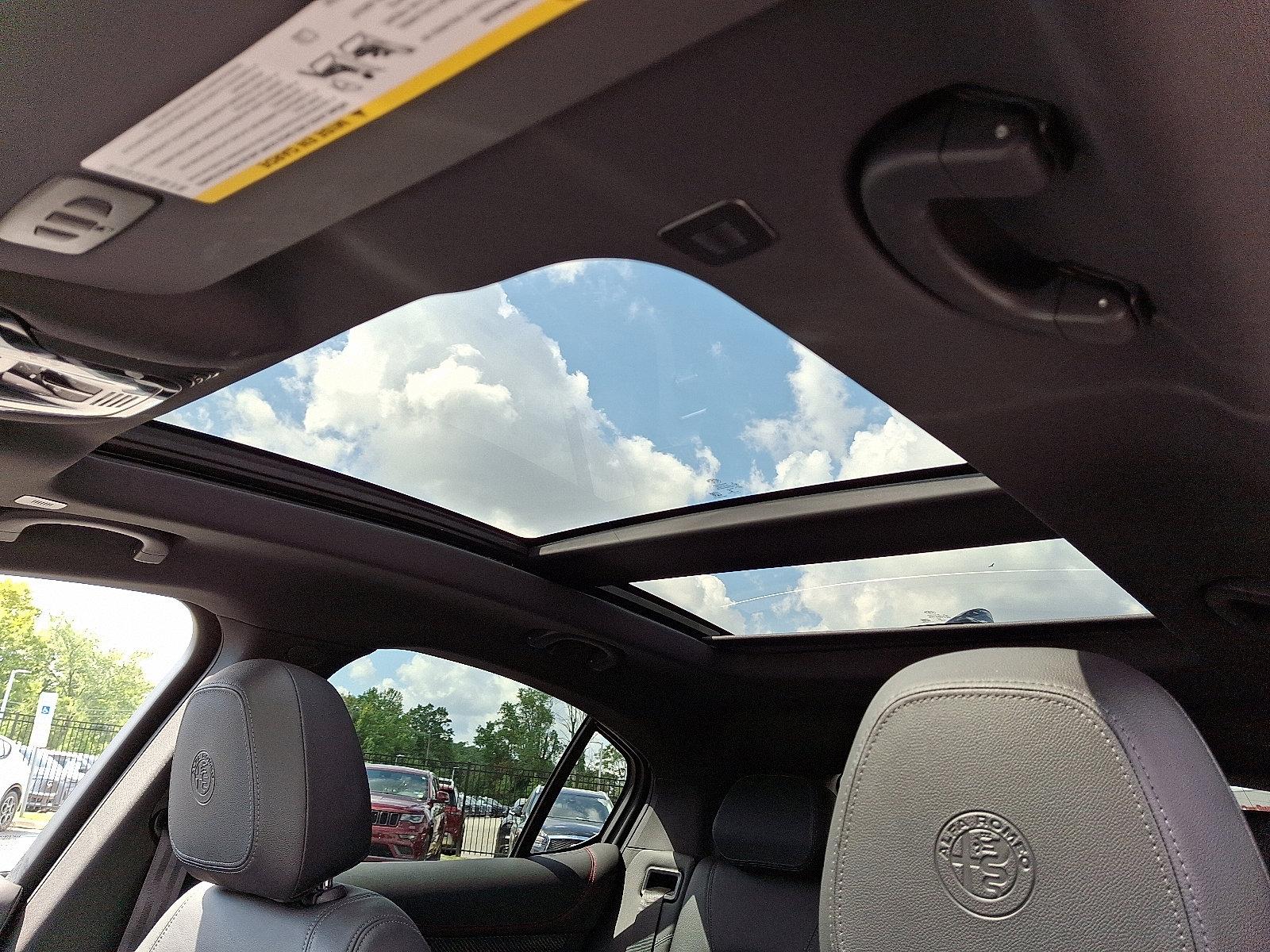 2023 Alfa Romeo Stelvio Vehicle Photo in Willow Grove, PA 19090