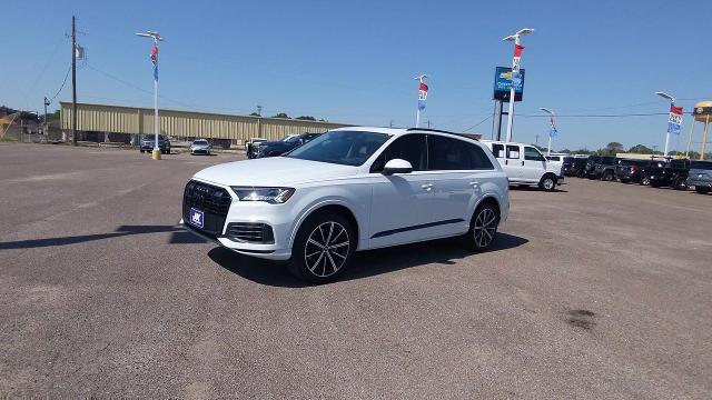 2023 Audi Q7 Vehicle Photo in NEDERLAND, TX 77627-8017