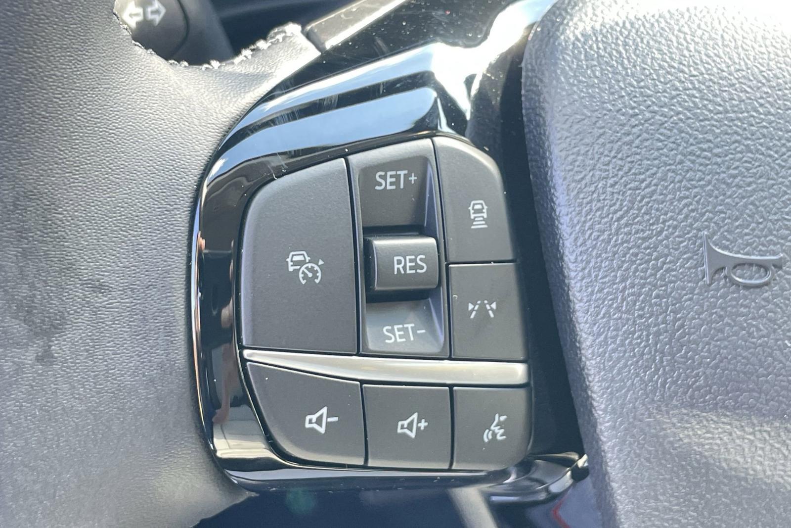 2025 Ford Escape Vehicle Photo in Belle Vernon, PA 15012