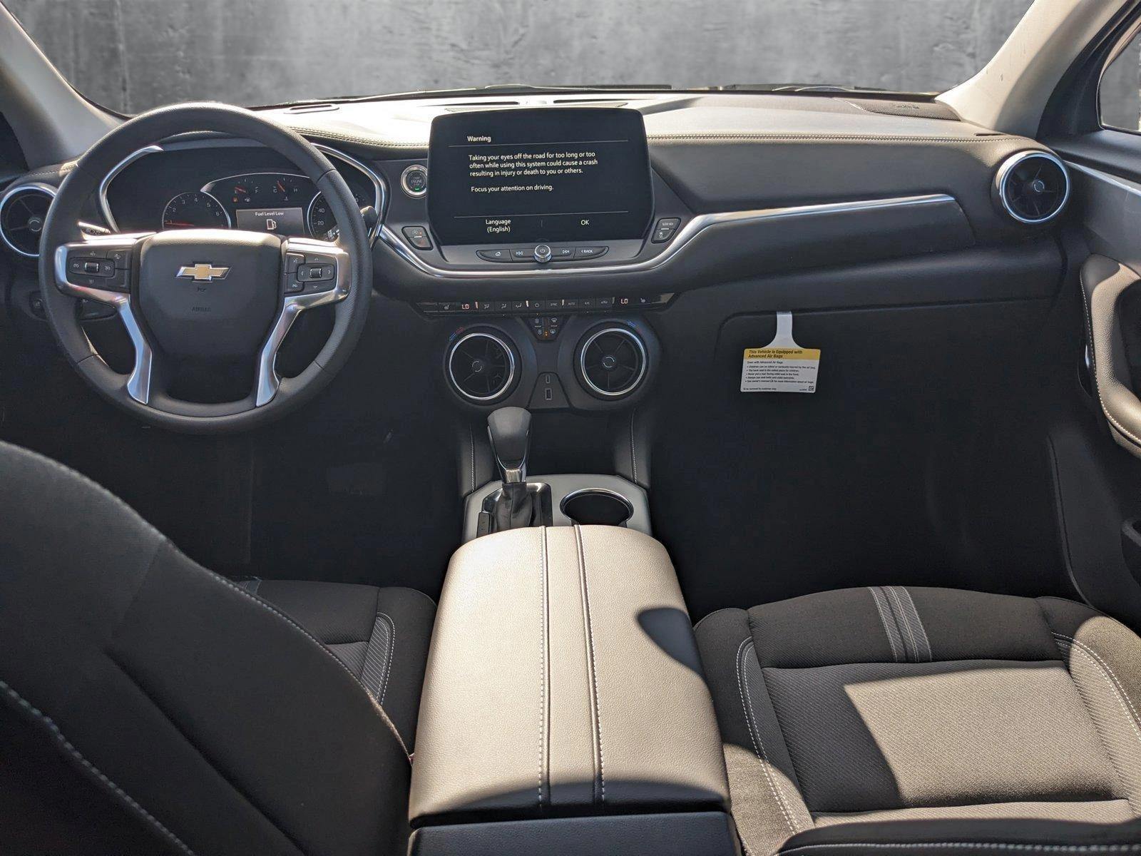2025 Chevrolet Blazer Vehicle Photo in MIAMI, FL 33172-3015
