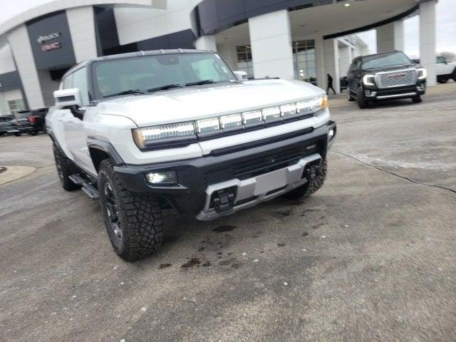 2025 GMC HUMMER EV Pickup Vehicle Photo in Fishers, IN 46038